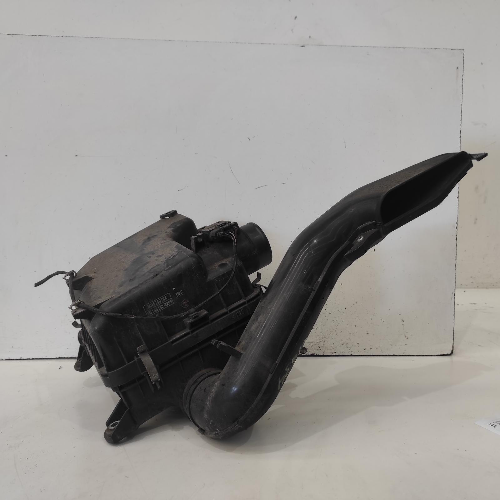 Triton Air Cleaner/box 2006-2015 air cleaner,ml-mn,2.5,diesel,07/06-04/15 00021634 #694598
