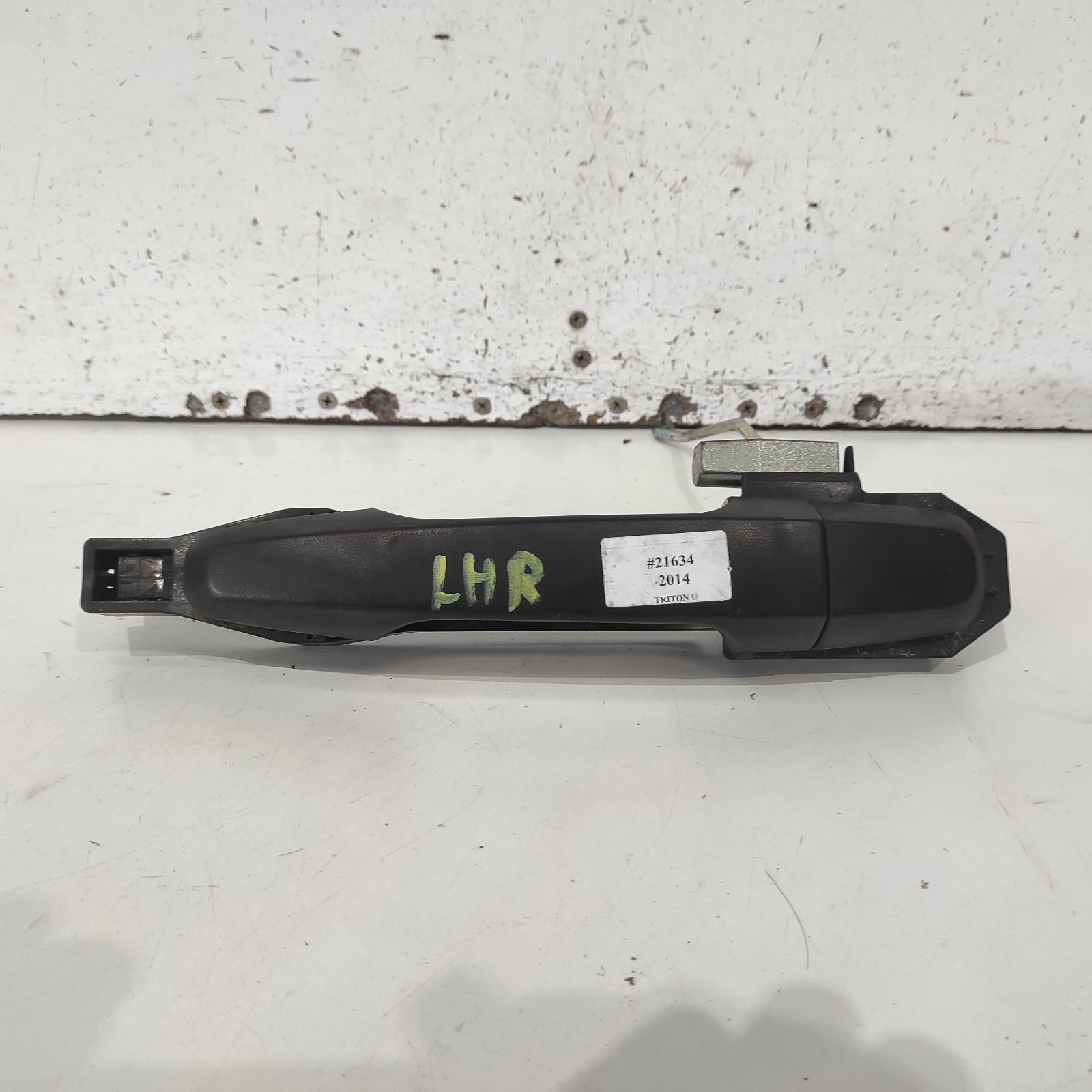 Triton Door Handle 2006-2015 outer,lh front/lh rear,black,ml-mn,07/06-04/15 00021634 #694551