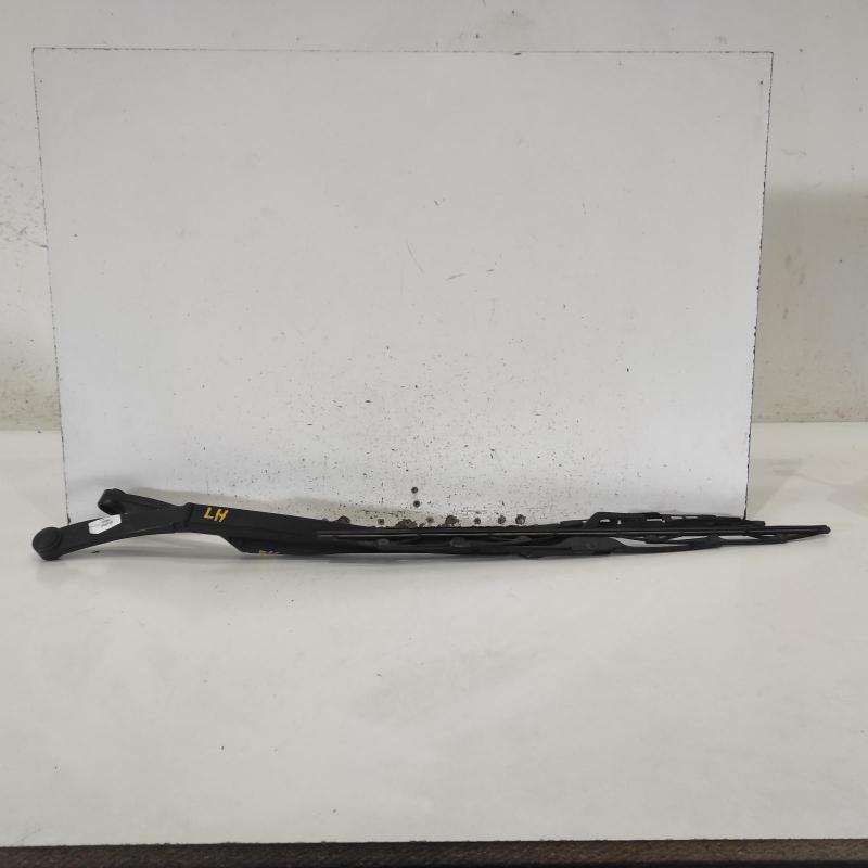 wiper arm
