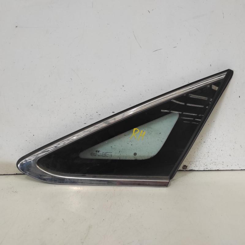 side glass rear right