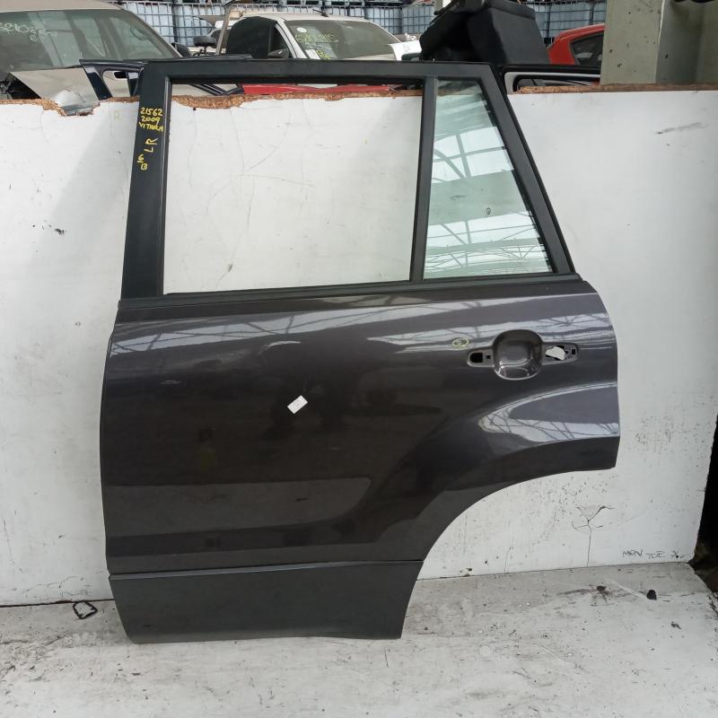 door/sliding rear left
