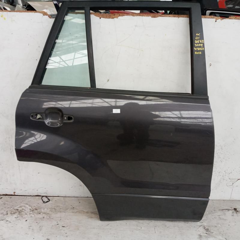 door/sliding rear right