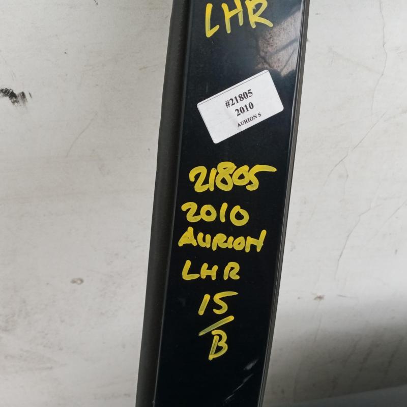 door/sliding rear left