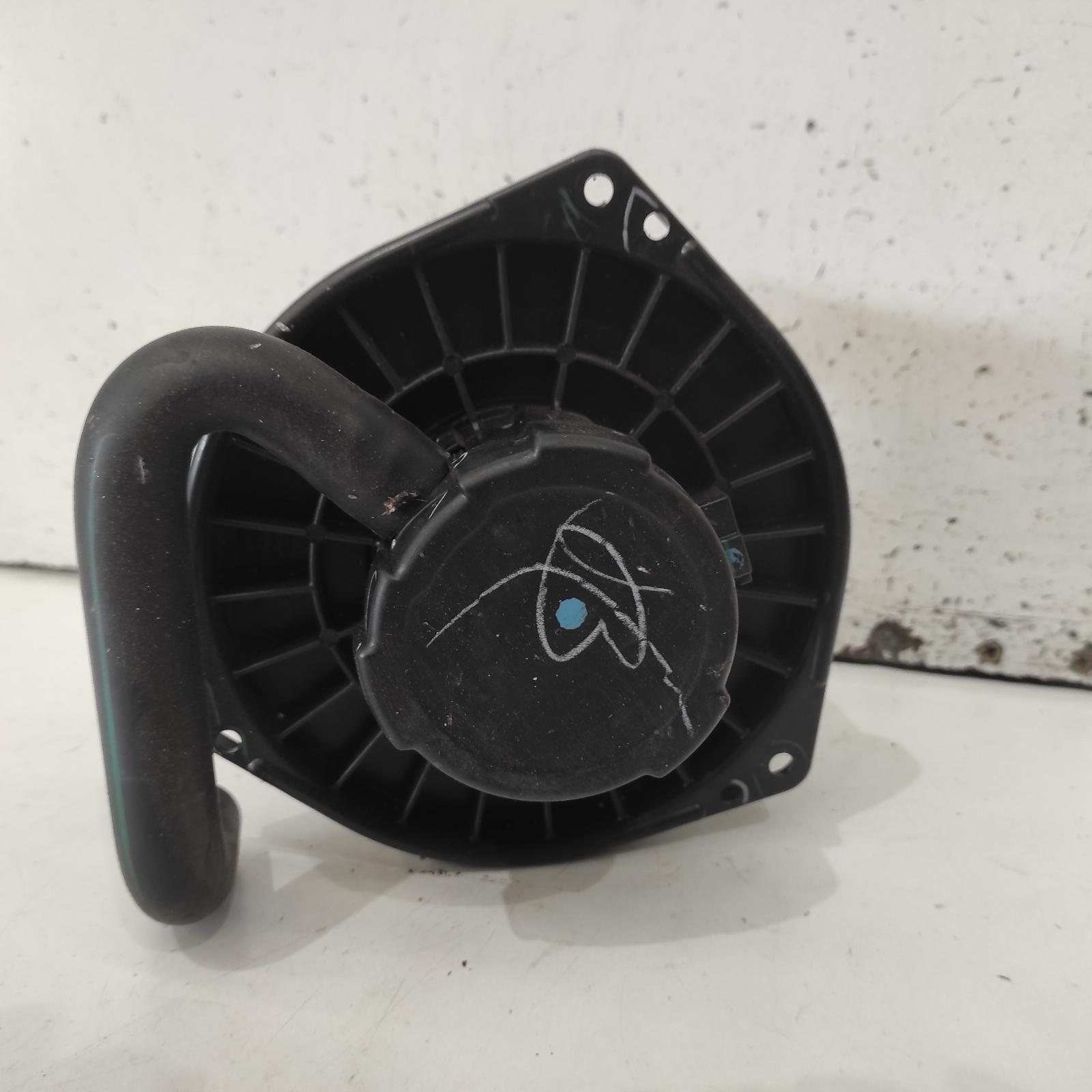Triton Heater Fan/motor 2009-2015 mn,08/09-04/15 00021820 #695002