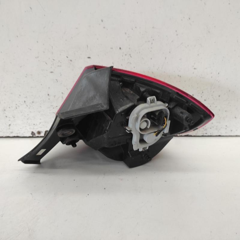 taillight left