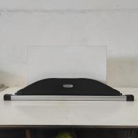 parcel shelf
