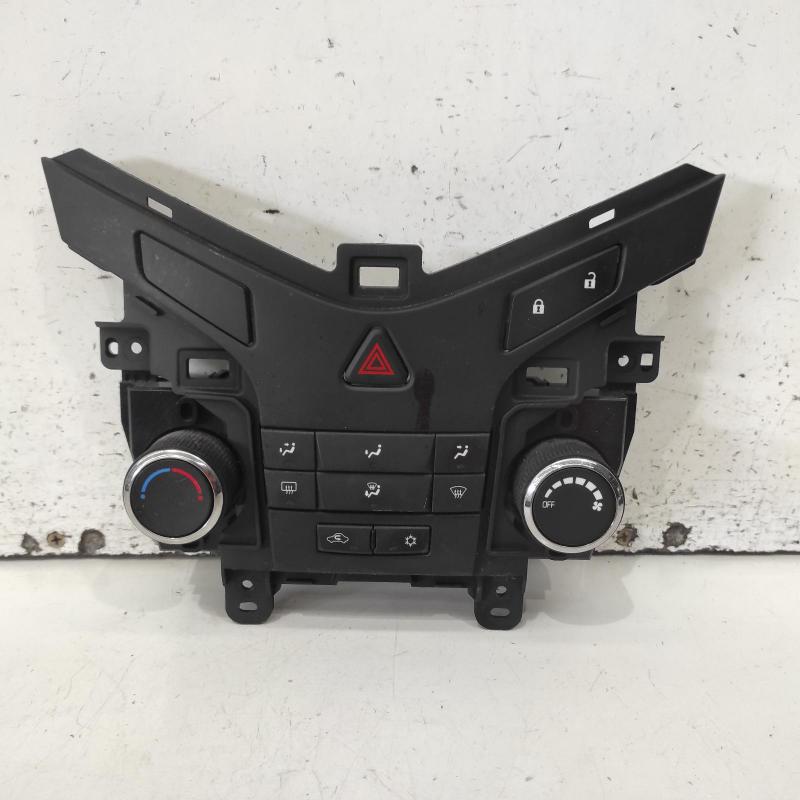 heater/aircon controls
