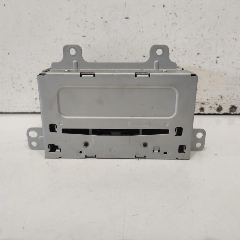 stereo/head unit