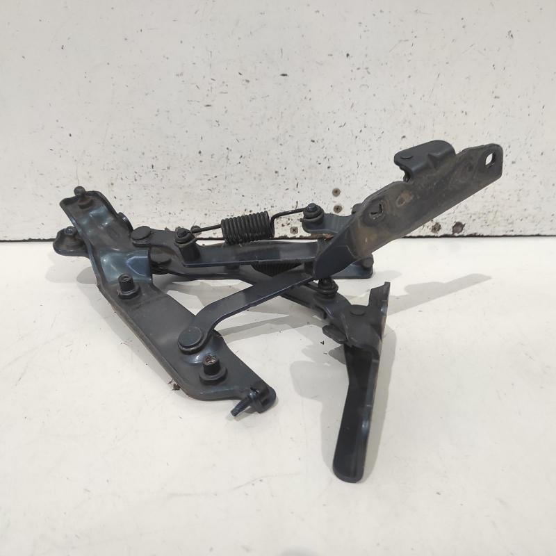 bootlid/tailgate hinge