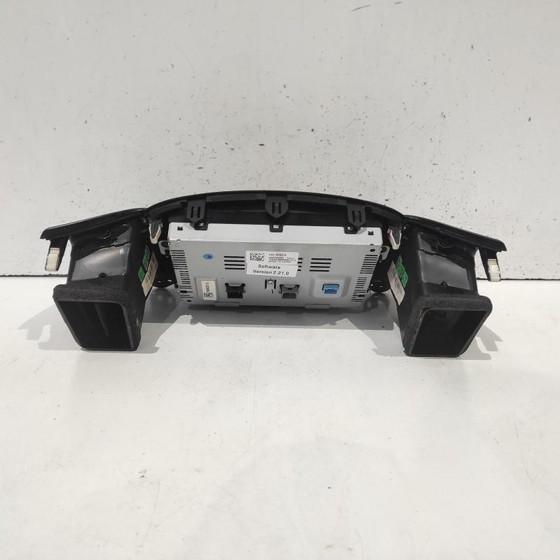 stereo/head unit