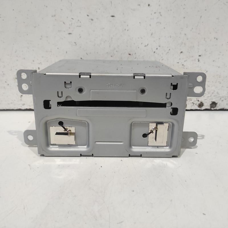 stereo/head unit