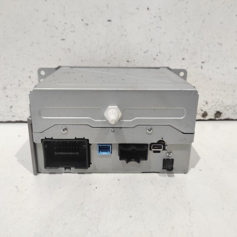 stereo/head unit