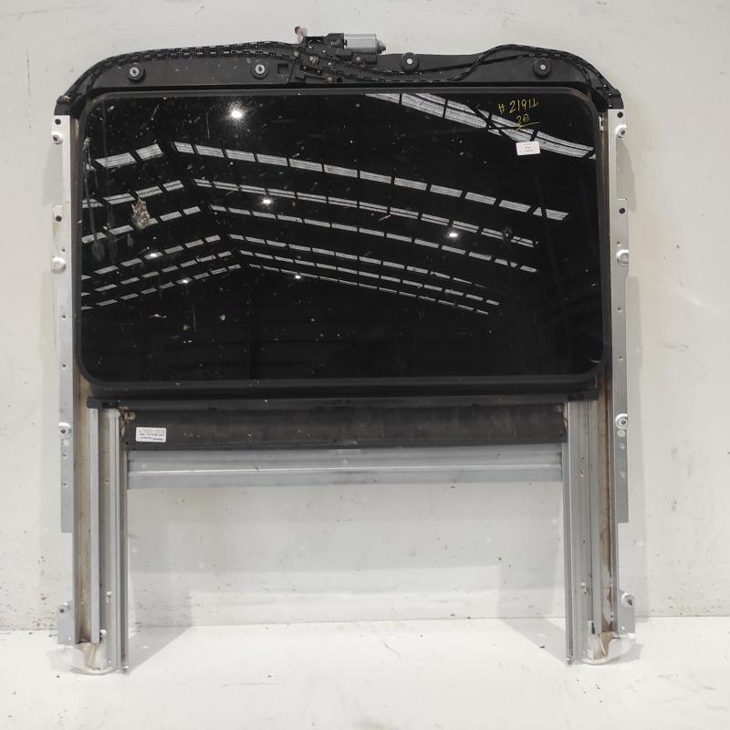 roof glass/sunroof