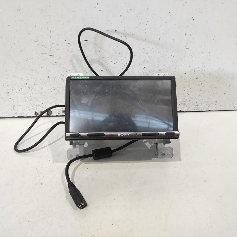 stereo/head unit