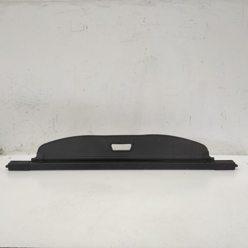 parcel shelf