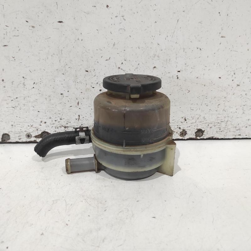 power steering reservoir