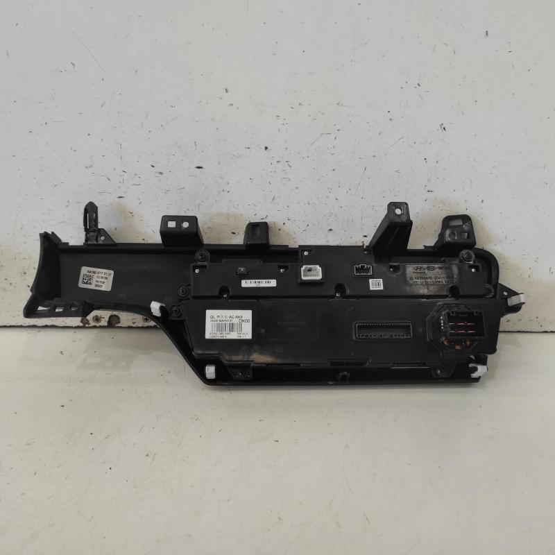 heater/aircon controls
