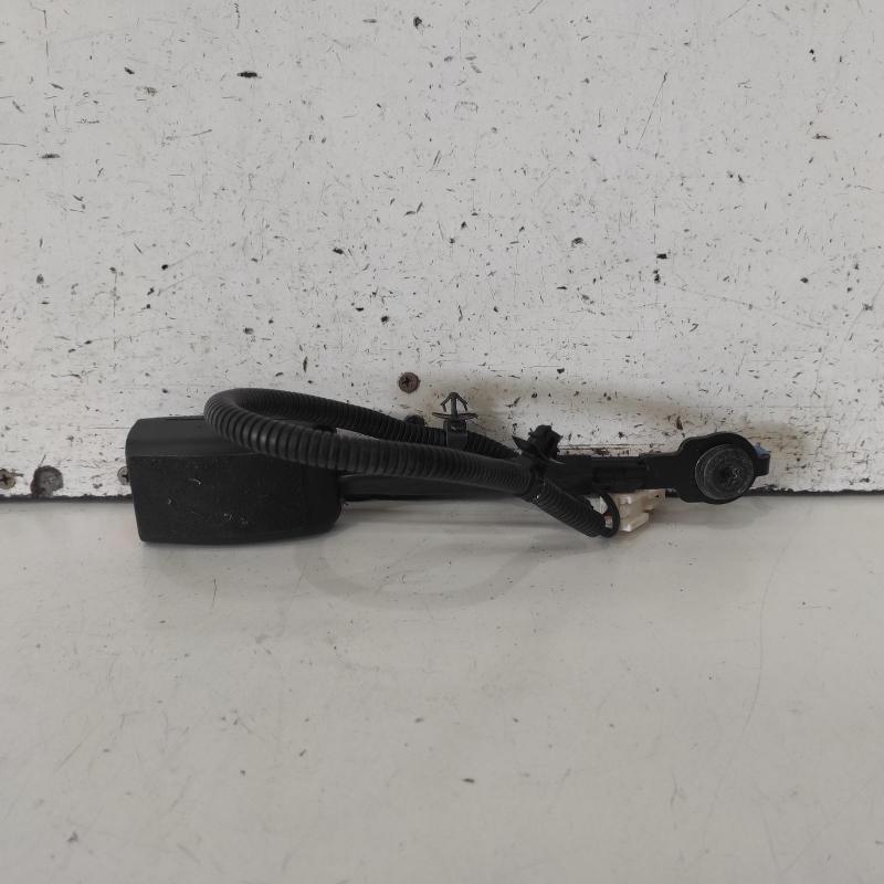 seat belt stalk