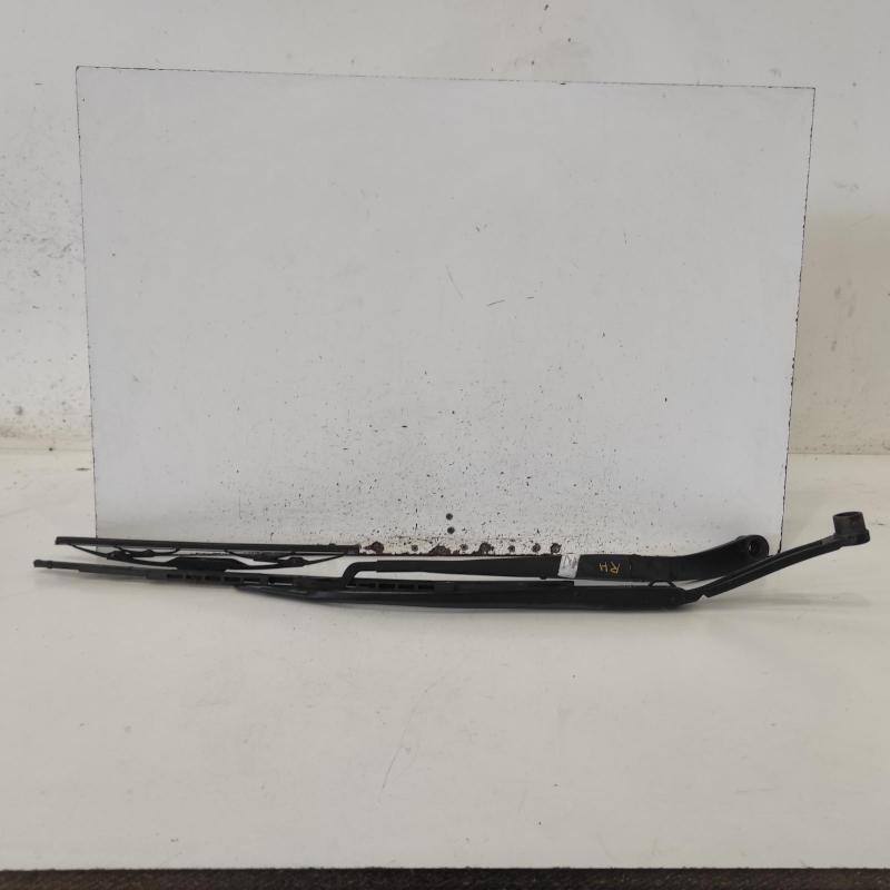 wiper arm