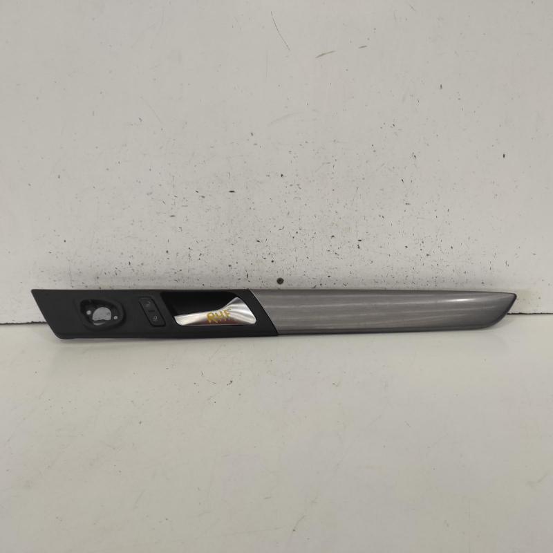 door handle