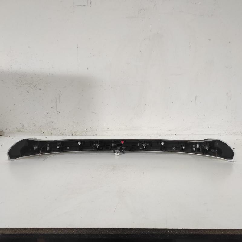rear spoiler