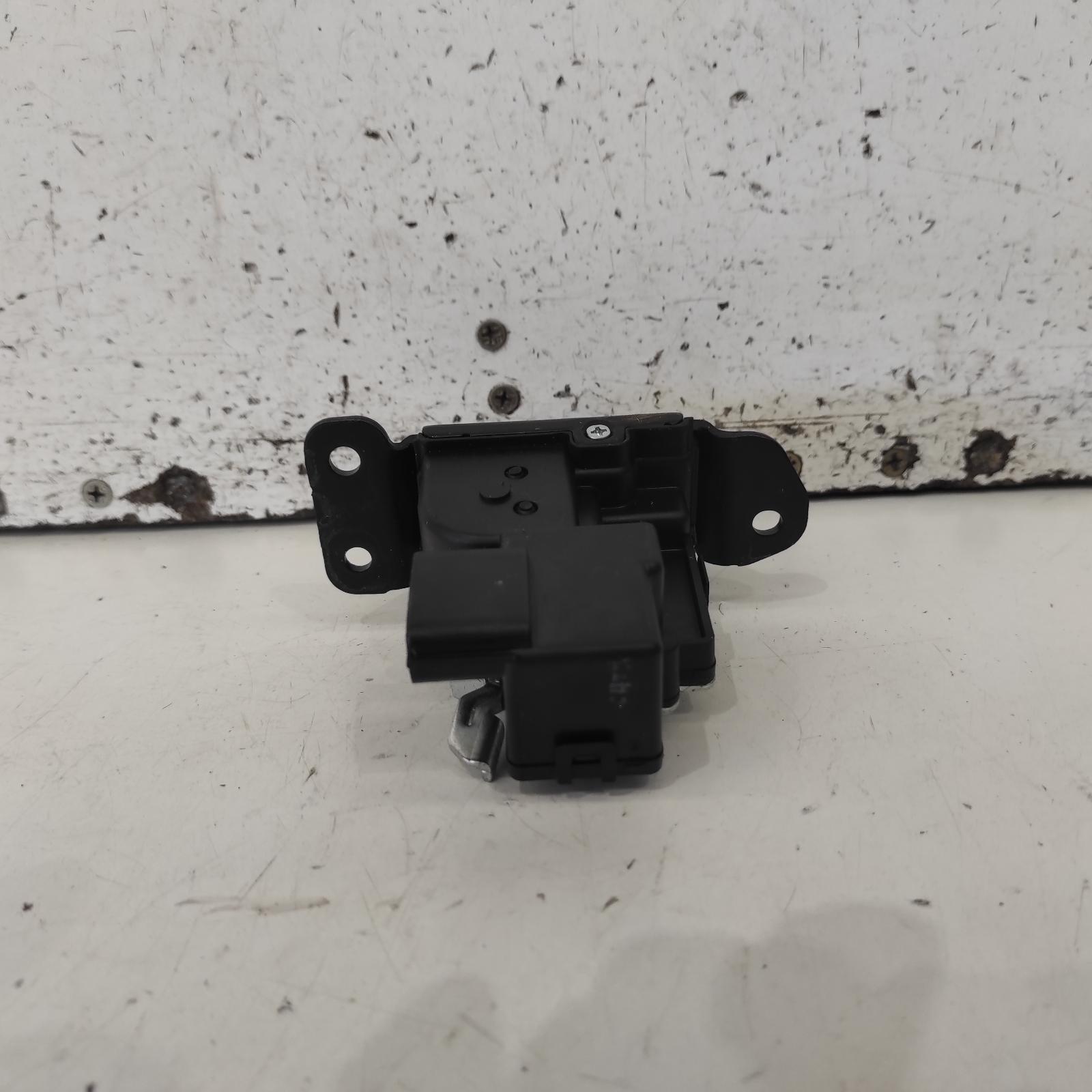 I30 Door/boot/gate Lock 2012-2017 tailgate lock,gd,5dr hatch,03/12-02/17 00022027 #696459