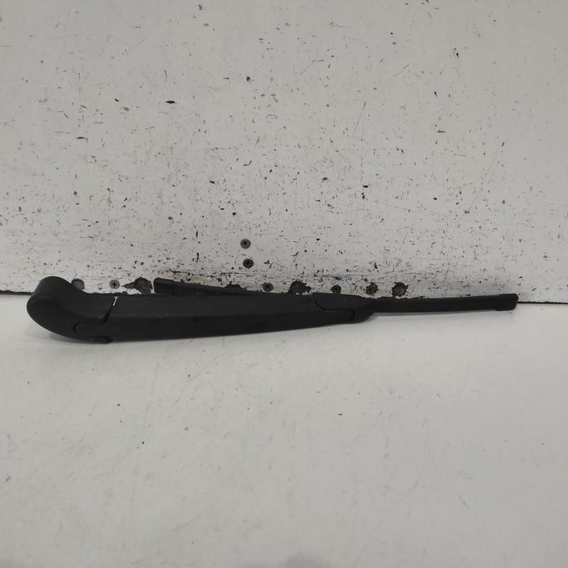 wiper arm