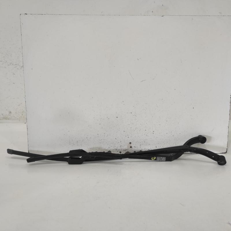 wiper arm