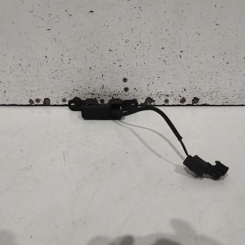bonnet lock support