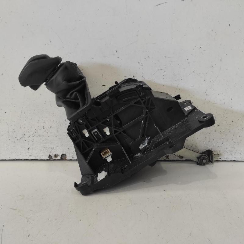 gear stick/shifter