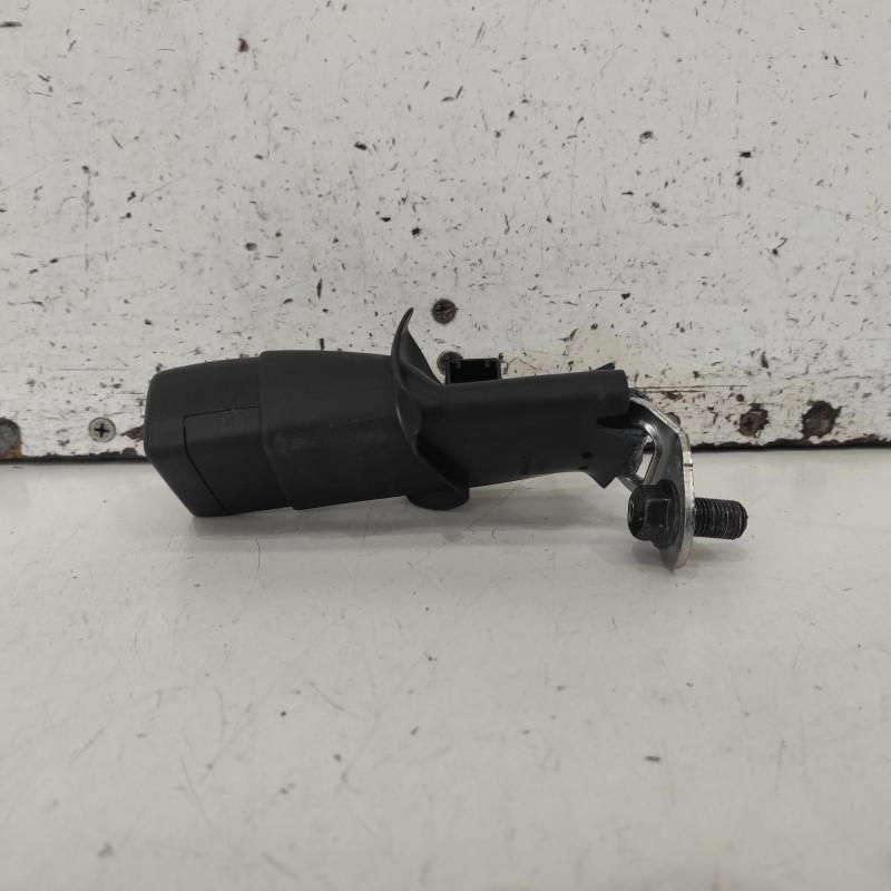 seat belt stalk