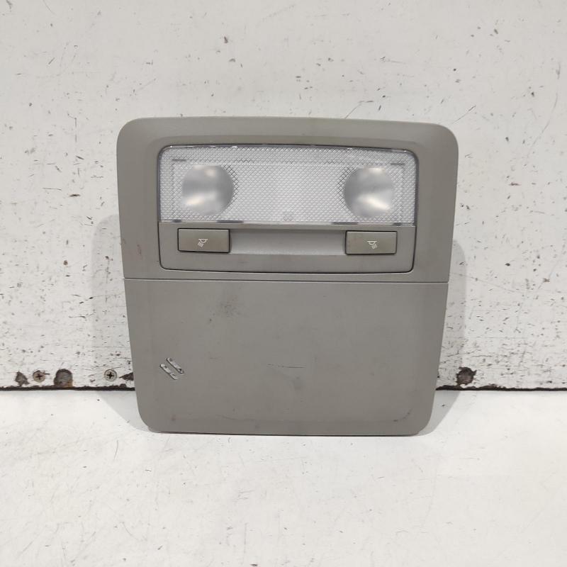courtesy light