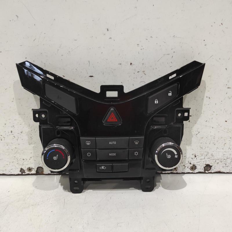 heater/aircon controls