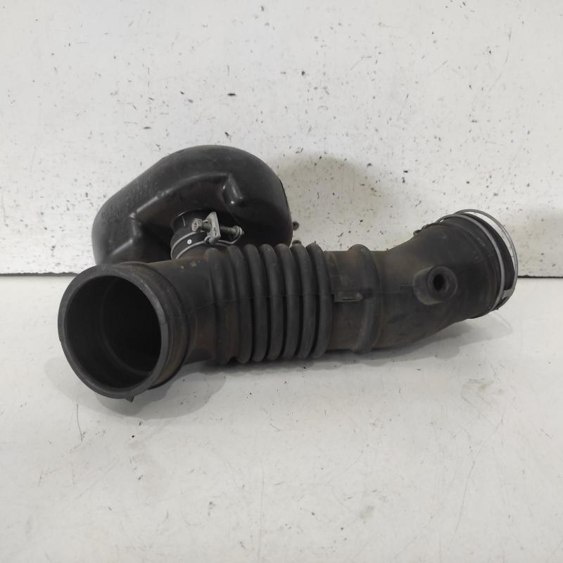 air cleaner duct/hose