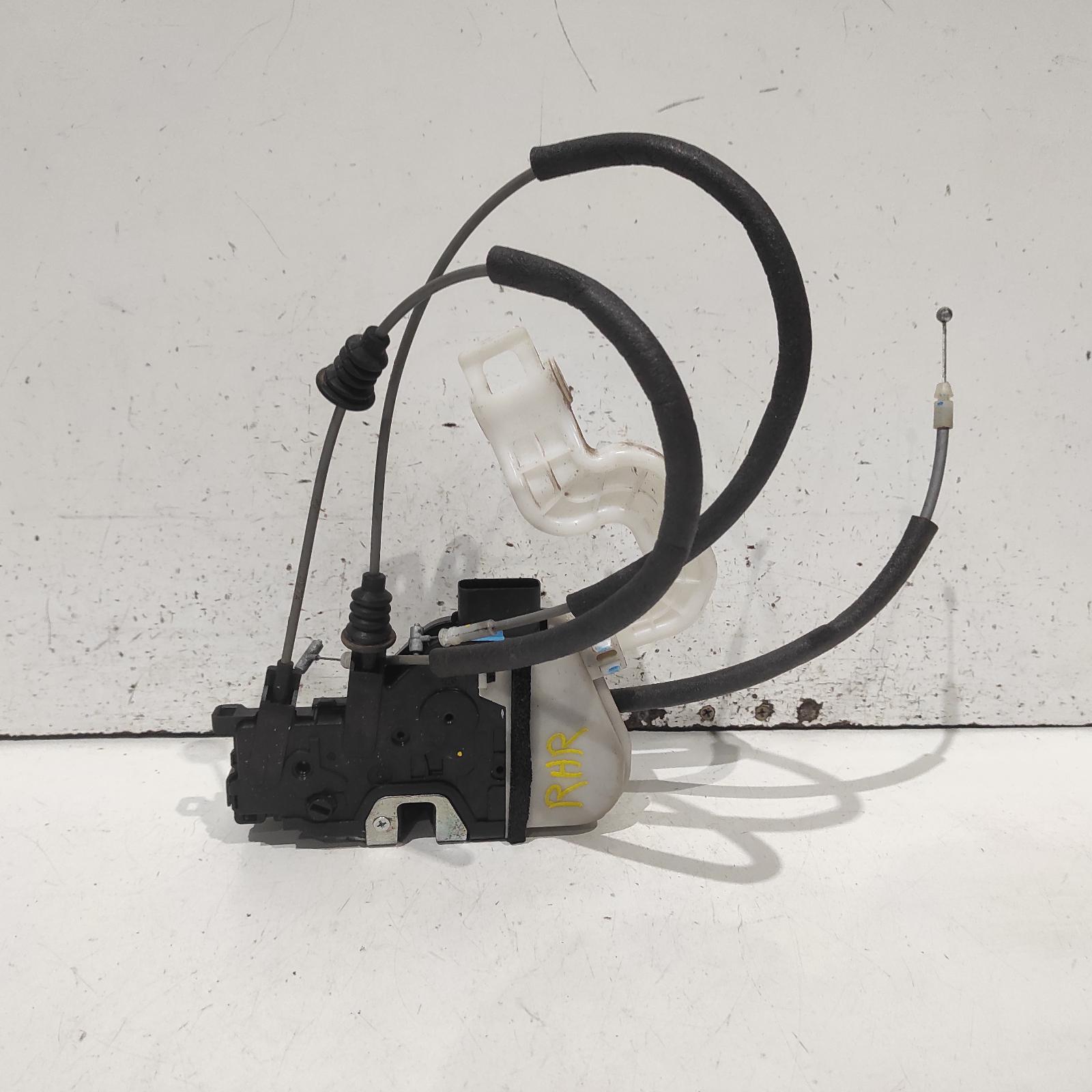 Santa Fe Door/boot/gate Lock 2012-2018 right rear door lock,dm,06/12-02/18 00018989 #697073