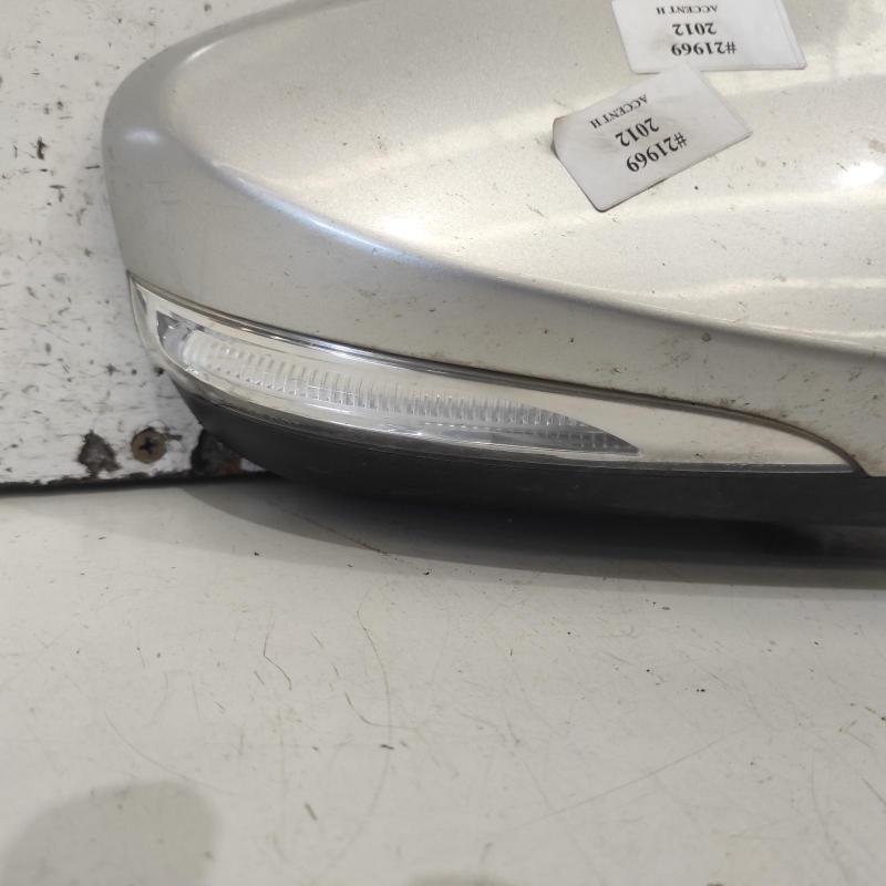 door mirror right