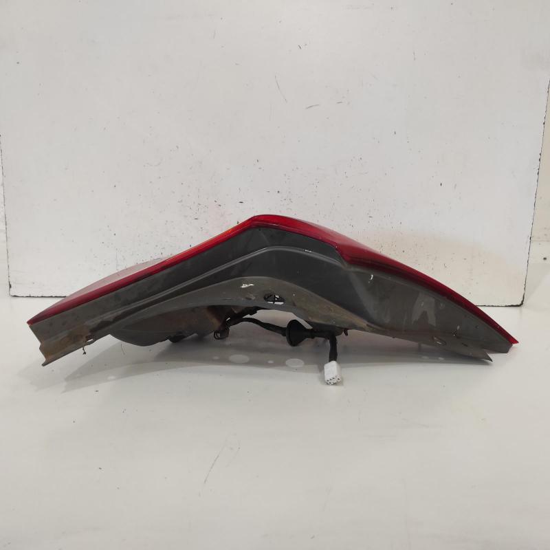 taillight left