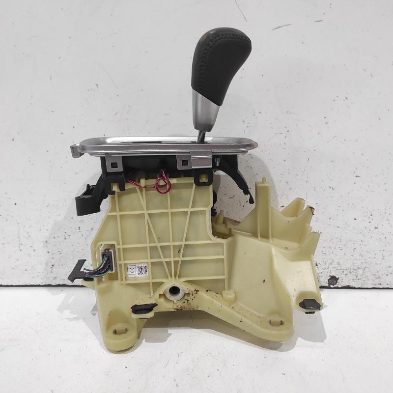 gear stick/shifter