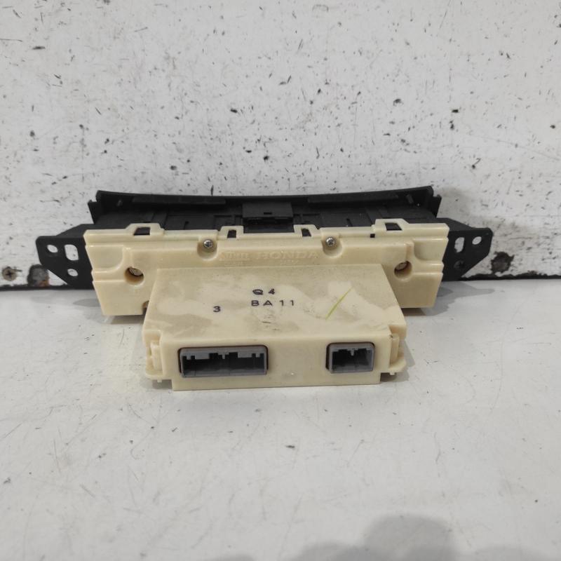 heater/aircon controls
