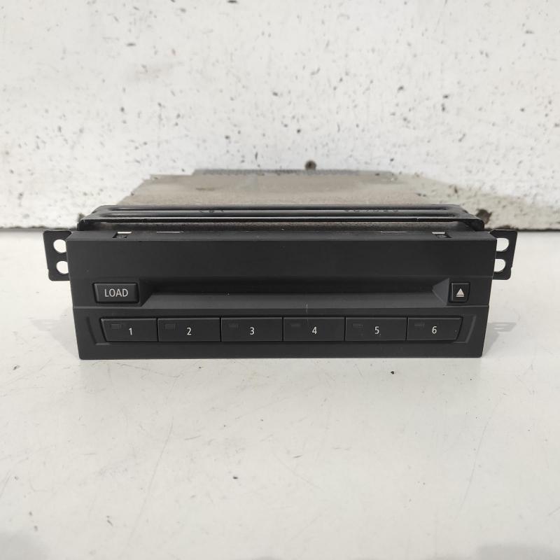 stereo/head unit