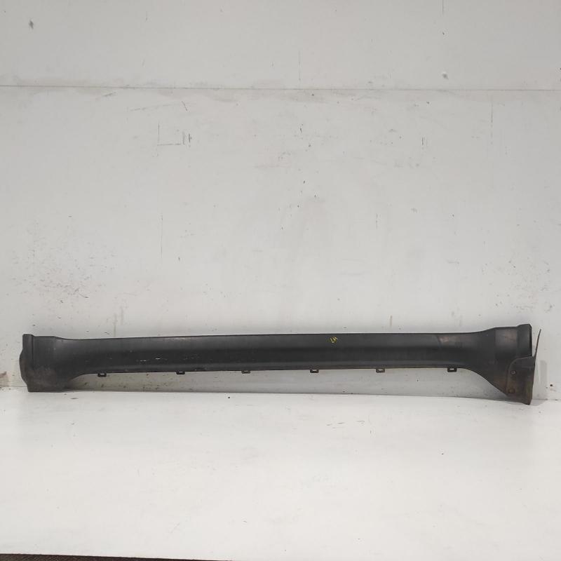 body/door mould