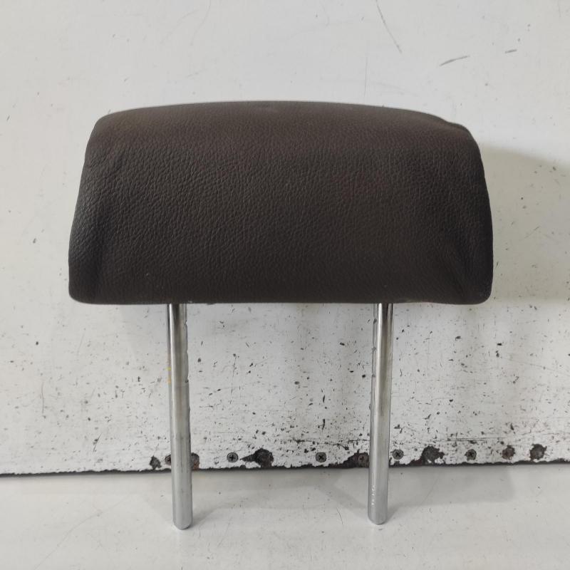 headrest