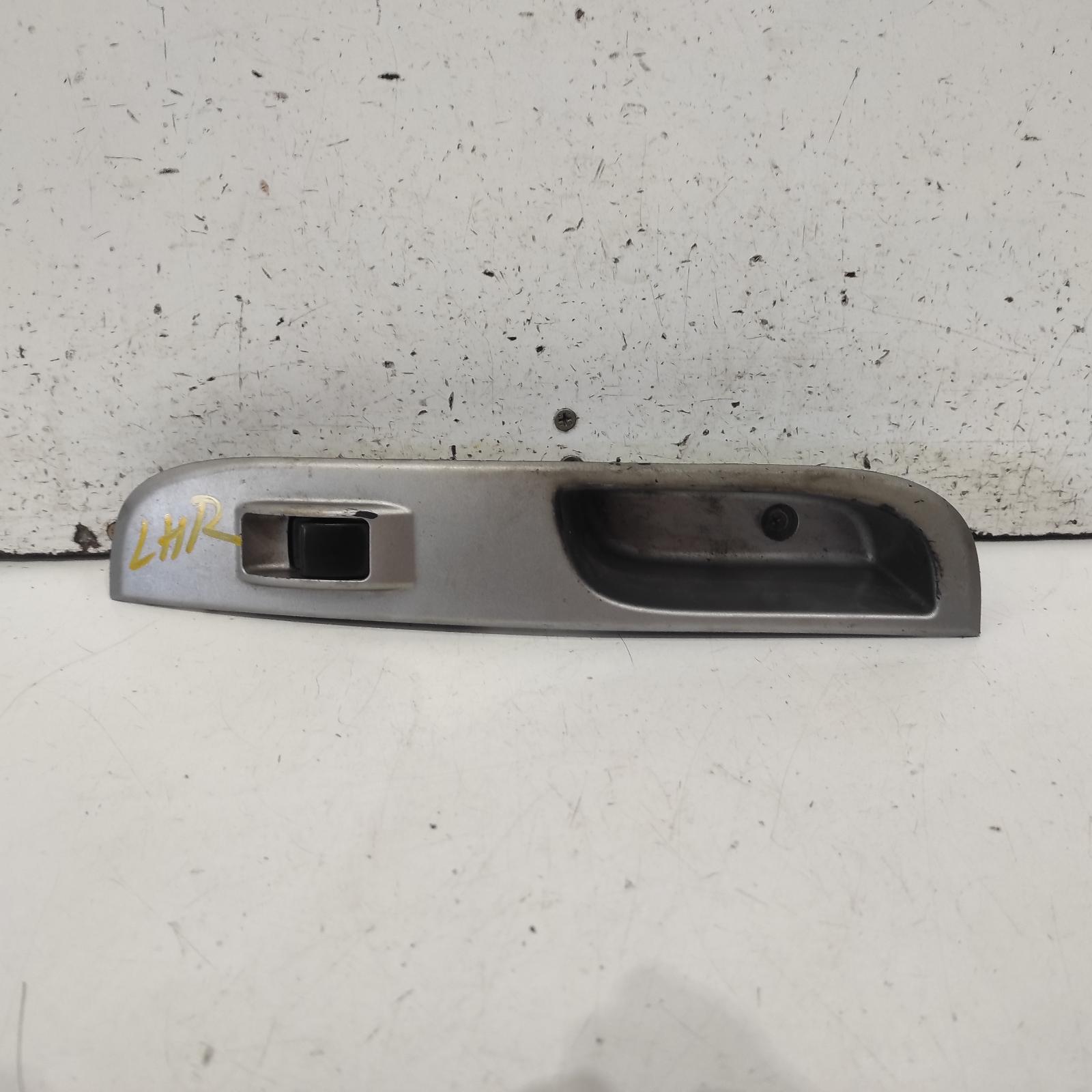 Triton Power Door Window Switch 2006-2015 lh rear,ml-mn,07/06-04/15 00021489 #697728