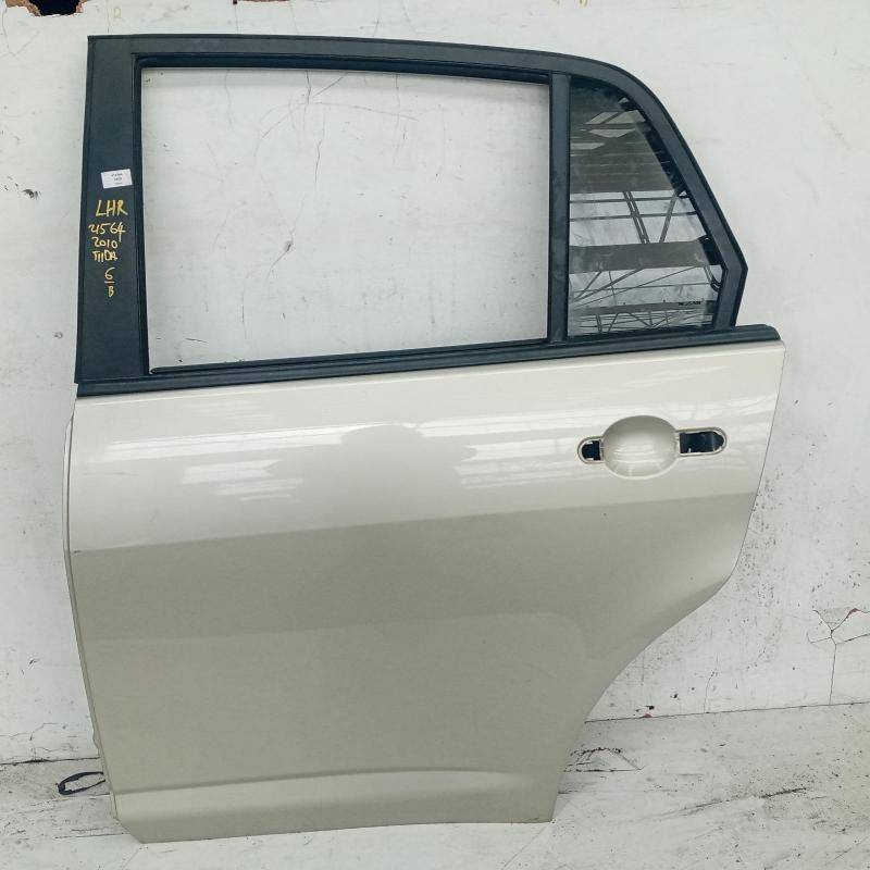 door/sliding rear left