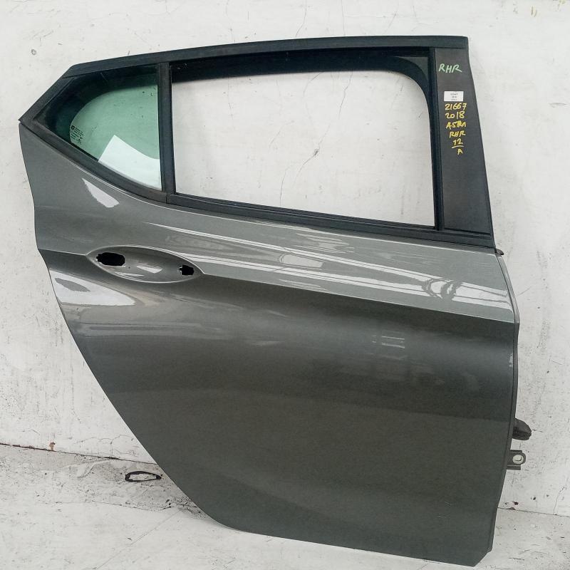 door/sliding rear right
