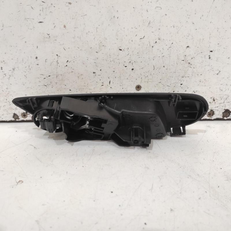 door handle
