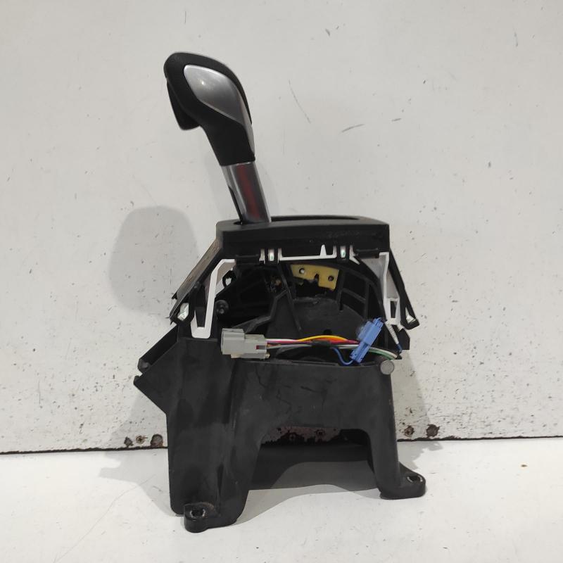 gear stick/shifter