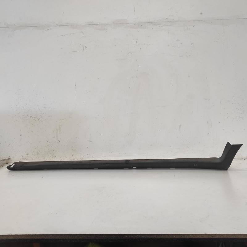 side step skirt