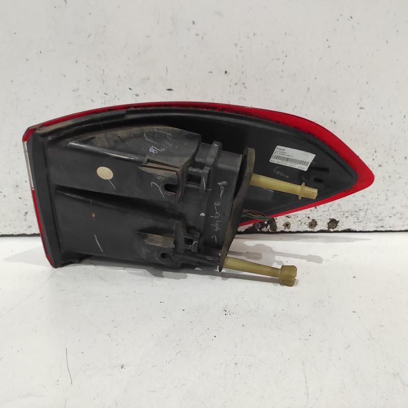 taillight left