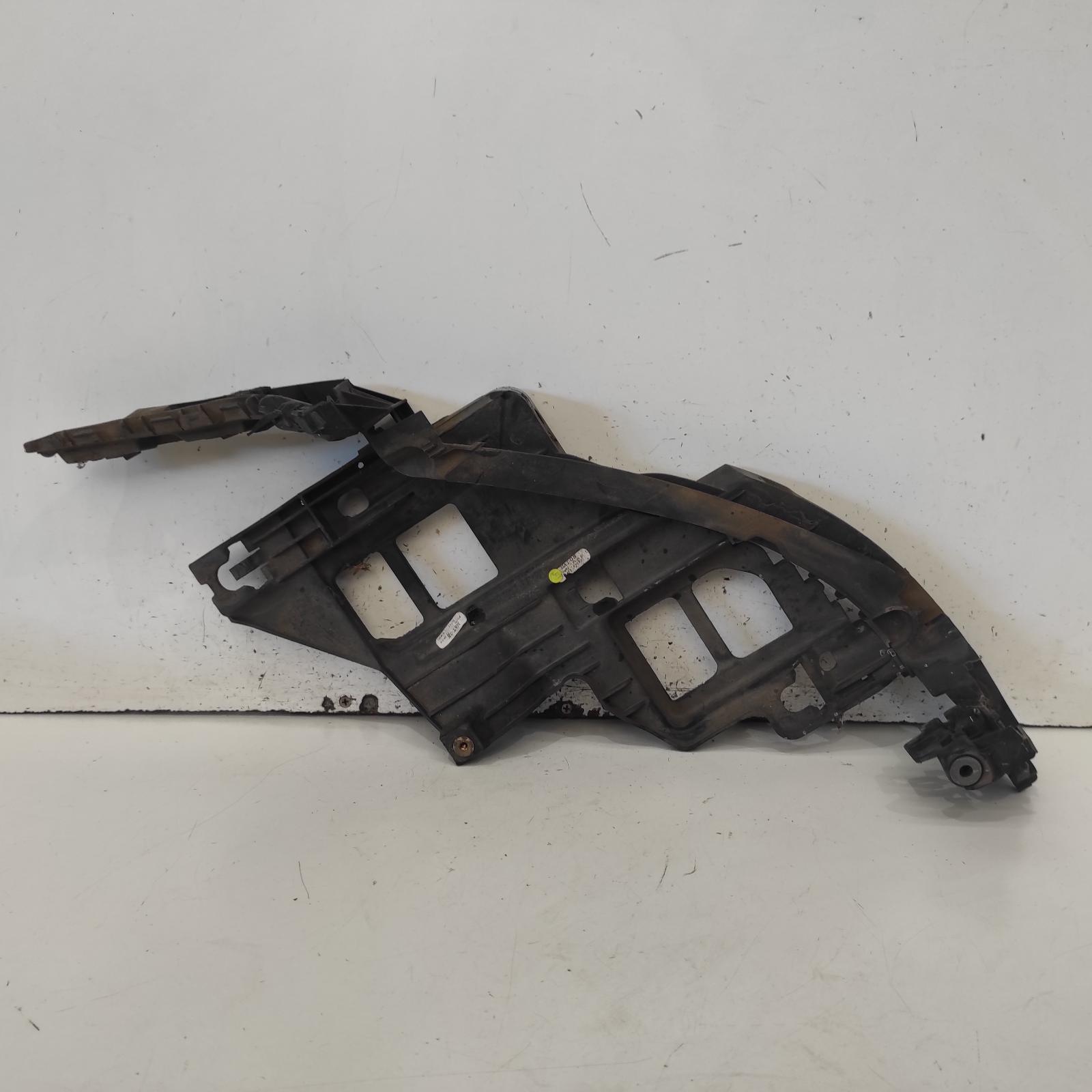 Result Miscellaneous Bracket for Volkswagen Golf|Aus Auto Parts(1011)